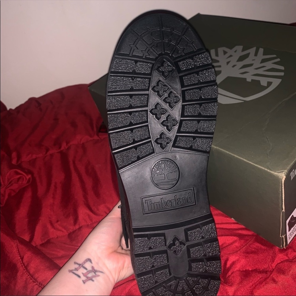 Mens size 8 field boots